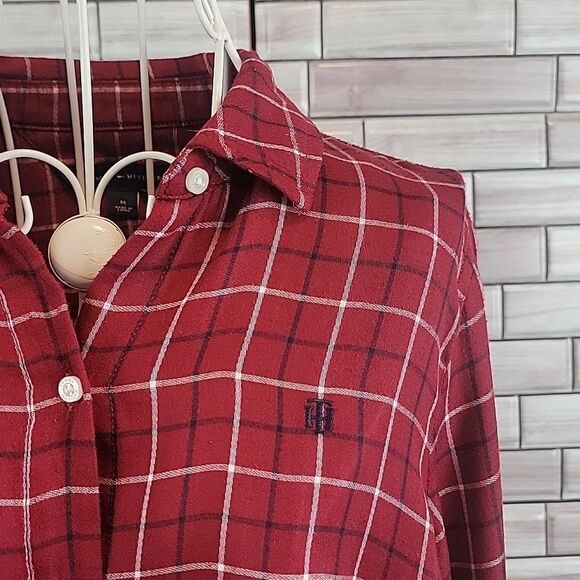 Tommy Hilfiger womens plaid button-down shirt Size M - Picture 4 of 11